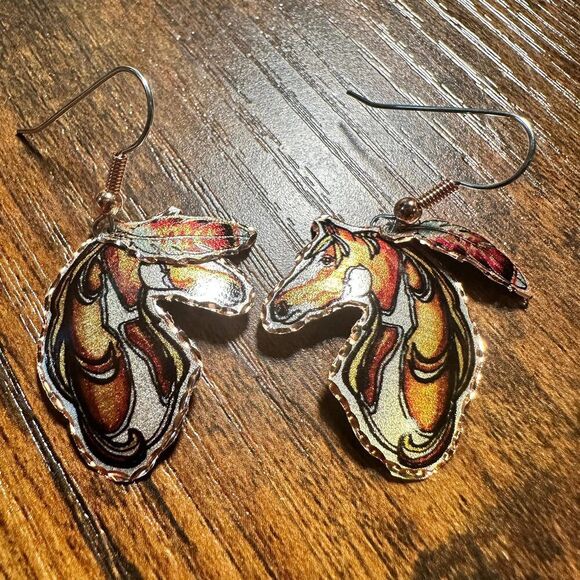 Handmade Boho Copper Feather Estuarian Horse Wire Drop Earrings, Gift Box - Picture 1 of 9